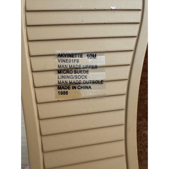 NWB! Anne Klein Brown Vinette Slip On Wedges Slingback Sandals - Picture 8 of 8